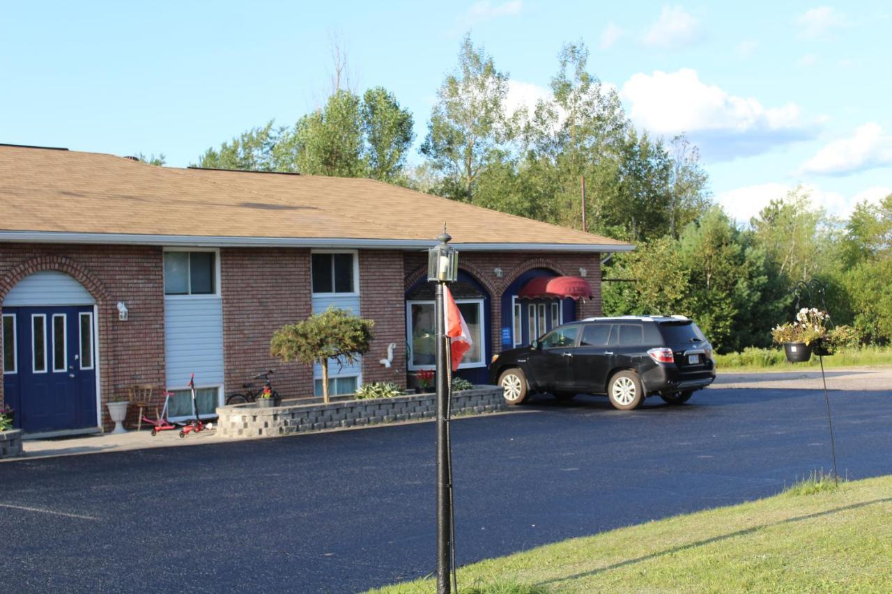 Two Rivers Motel Mattawa Kültér fotó